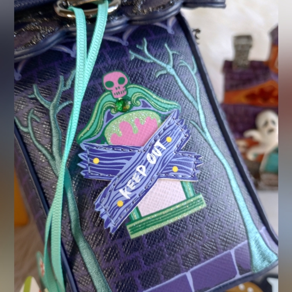 WALLET SOLD Vendula London Hallowee Cat Dracula's Haunted House Bag - Picture 5 of 16